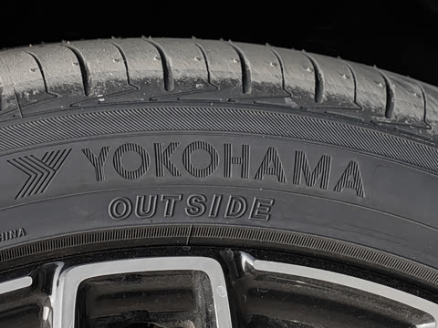 2026�� 2.0T 405 AT������