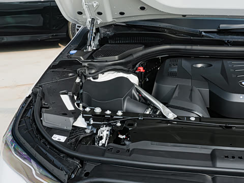 2026�� �Ŀ� 525Li M�˶���װ