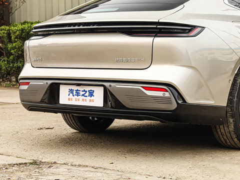 2026�� 225km EM-i Զ�����ǺӰ�