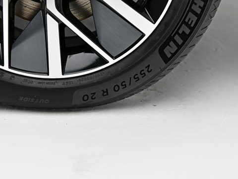 2025�� Ǭ�� UItra 5��