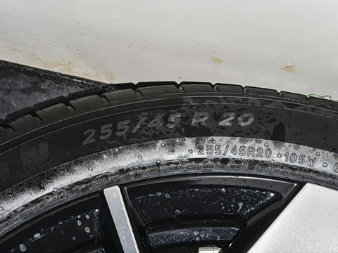 2026�� ���� 725 Max �콢��