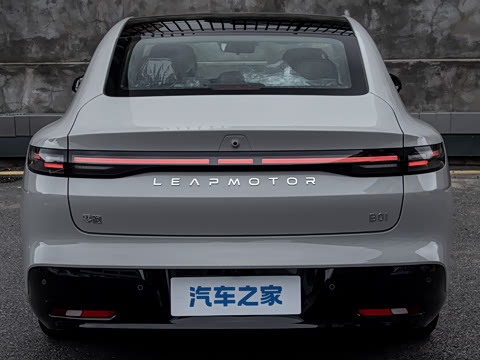 2027�� 590������
