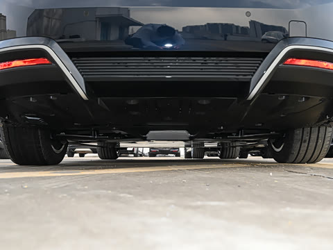 2026�� �Ŀ� eDrive 40 L ��ҹ��װ