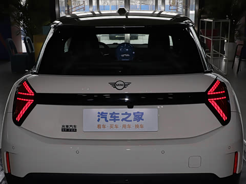 2025�� PAUL SMITH ���ʦ��