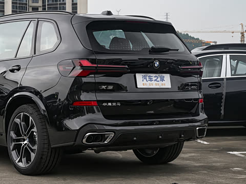 2025�� xDrive 40Li ������M�˶���ҹ��װ