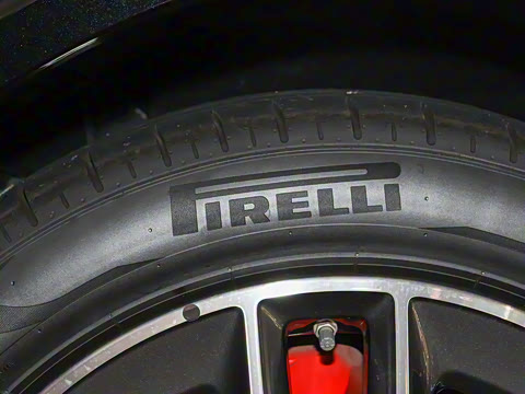 2025�� AMG GLA 35 4MATIC