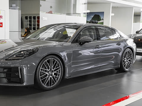 2026�� Panamera �����ӳ������� 2.9T
