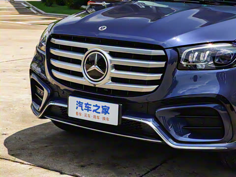 2025�� GLS 450 4MATIC ������