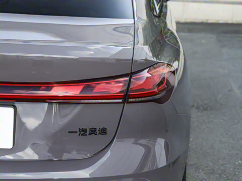 2026�� 2.0T �˶��� quattro