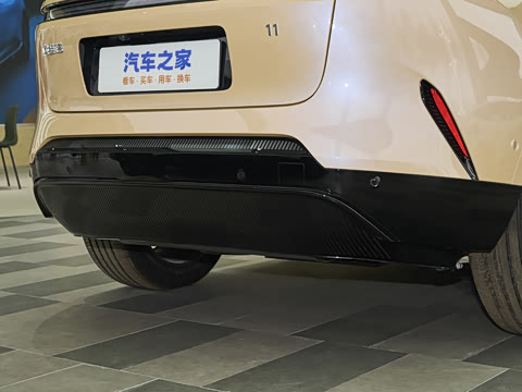 2025�� �Ŀ� Max ���̰�