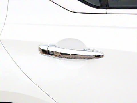 2025�� 2.0L XL-TLS ������