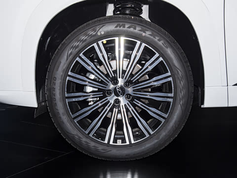 2027�� 2.0T ˫�������������