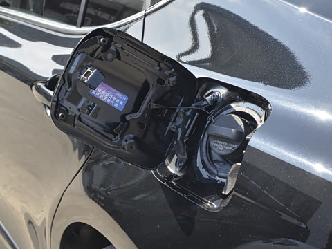 2026�� ˫�� 2.0HS �˶���