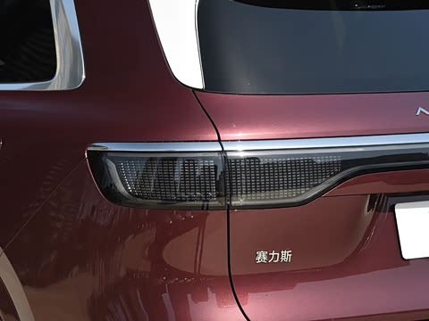 2025�� ���� Max+ ������������ 