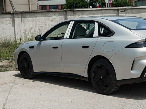 2026�� 535 PLUS�����