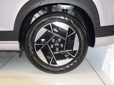 2025�� ����SMART�� 64.2kWh