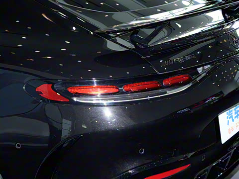 2025�� 63 S E Performance