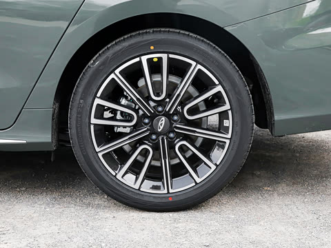 2026�� 1.6T ������