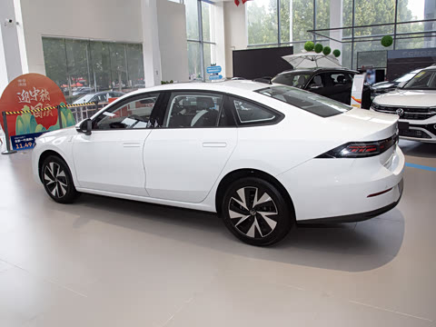 2026�� L 300TSI DSG ʱ����