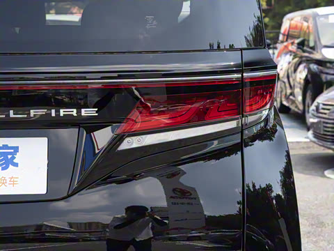 2025�� �ʹ� ˫�� 2.5L ī���