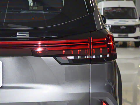 2023�� 2.0T ���;�Ӣ�� 7��