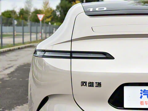 2026�� Ultra ���̰�