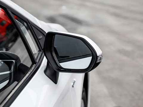 2025�� 1.8L ���ܵ��˫�� �ȷ��