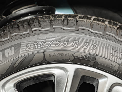 2025�� 2.0T �����������������ڱ��