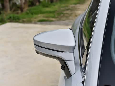 2026�� 225km EM-i Զ�����ǺӰ�