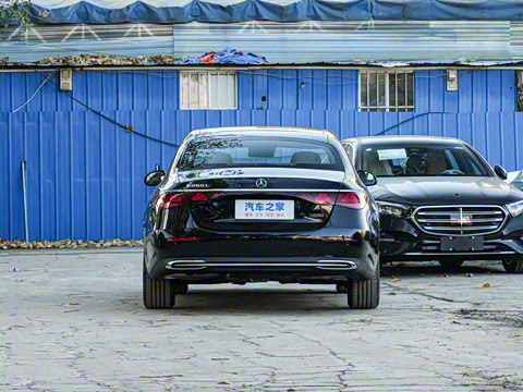 2026�� E 260 L �����