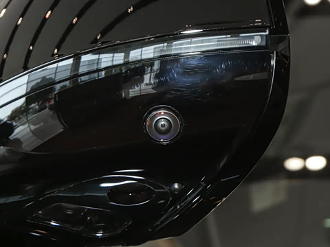 2025�� 3.0 L6 400PS SV���ٴ����ӳ��� 4��