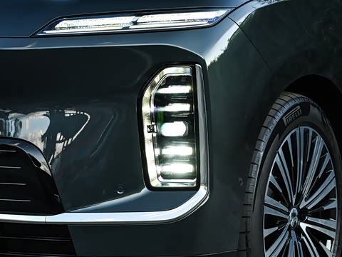 2026�� 102kWh �����е�ǩ����