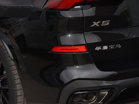 2026�� �Ŀ� xDrive 40Li ������M�˶���ҹ��װ