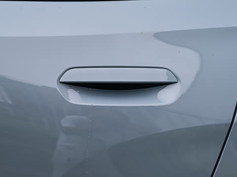2026�� xDrive25L M�˶���ҹ��װ
