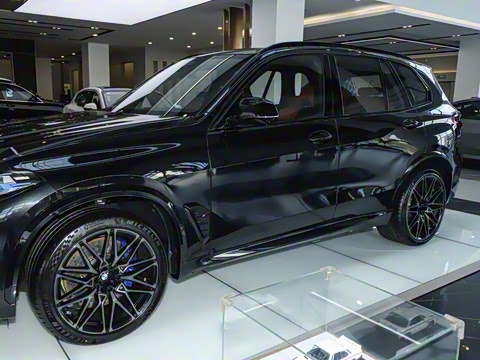 2024�� X5 M ������