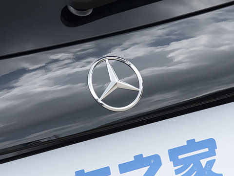 2026�� �Ŀ� AMG A 35 4MATIC