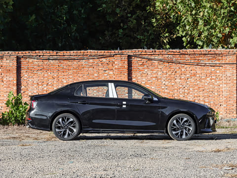 2026�� 1.5TD DCT Pro