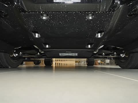 2026�� �Ŀ� eDrive 35L M�˶���װ