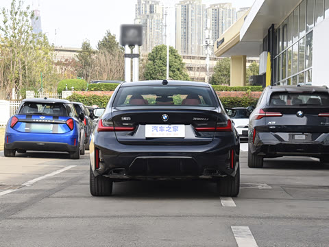 2026�� 330Li ������ M�˶���ҹ��װ