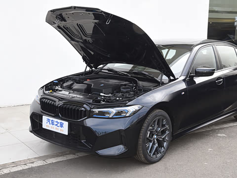 2026�� 330Li ������ M�˶���ҹ��װ