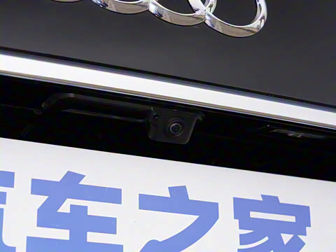 2026�� 55 TFSI quattro ����������