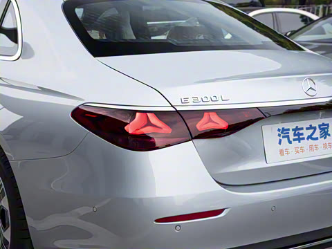 2026�� E 300 L ������