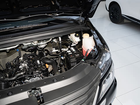 2025�� M5 1.6L ���������� 7��