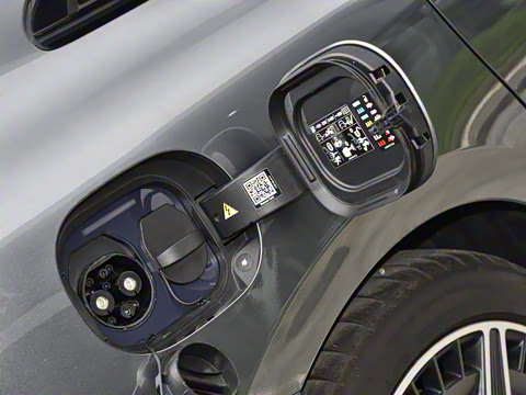 2023�� AMG EQE 53 4MATIC+