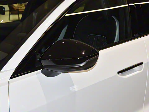 2026�� 2.0T �˶��� quattro