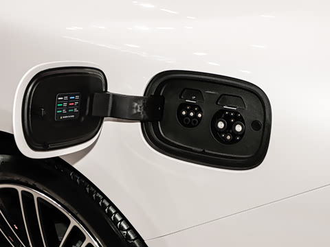 2026�� ���� Ultra ���� 100kWh (896�߼����״