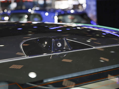 2027�� 40L