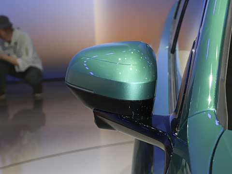 2027�� 40L