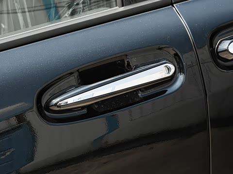 2027�� 2.5L ˫������������