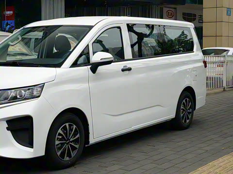 2026�� 2.0L �ֶ����������� 7�� CNG